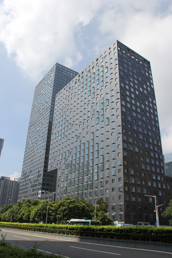 FUN乐天使装饰公司承建的中广核大厦幕墙工程竣工验收