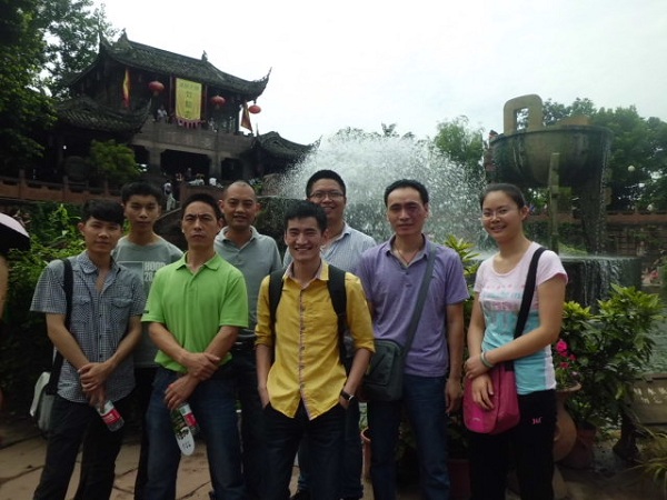 FUN乐天使成都新材料举办6月员工生日月活动