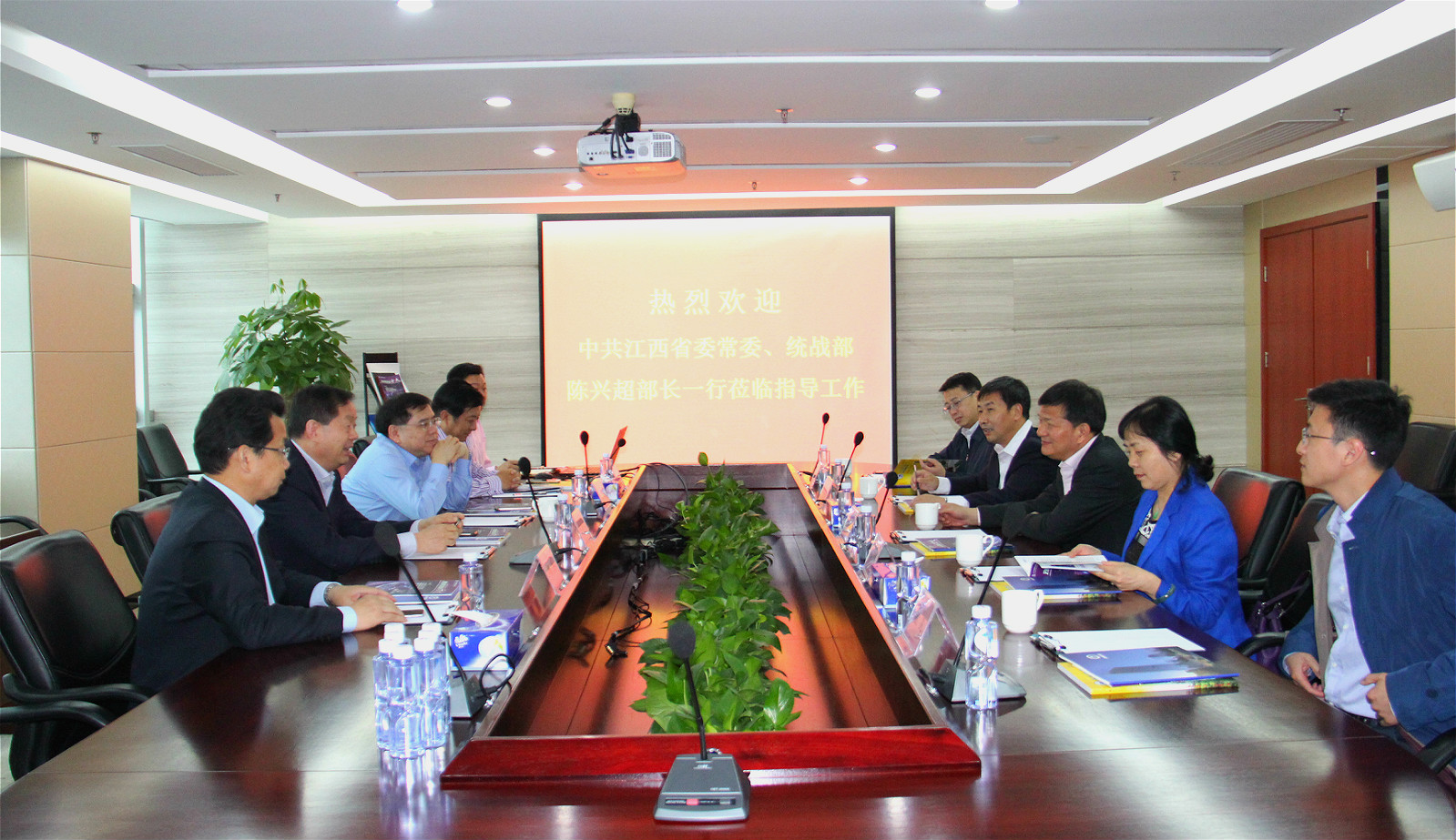 中共江西省委常委、统战部部长陈兴超一行到访FUN乐天使集团