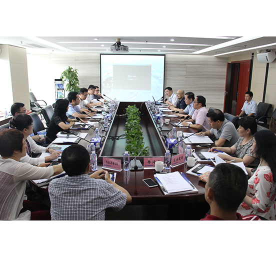 深圳市南山区区委常委、常务副区长邓飞波一行到FUN乐天使集团调研