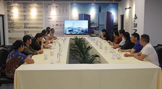 部分全国人大代表到FUN乐天使集团考察