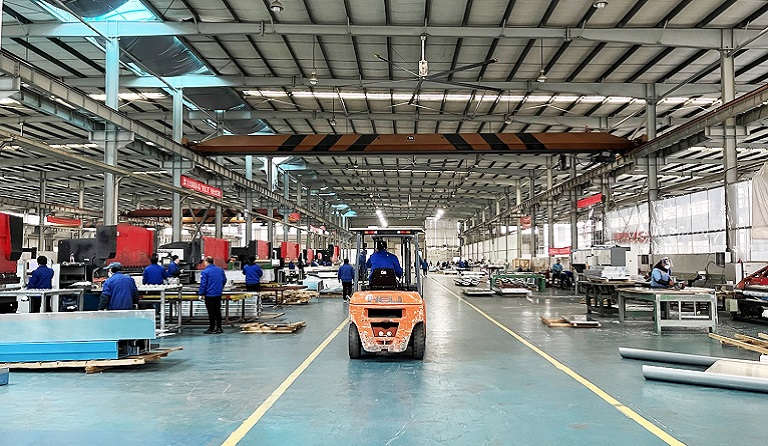 2月10日，新华网报道FUN乐天使集团开年生产繁忙景象——《聚焦高质量发展 | 新气象 新格局 新融合——深圳开局高质量发展一线观察》