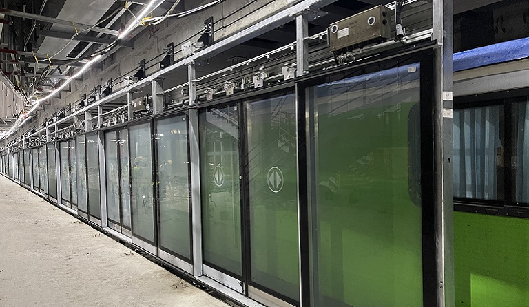 FUN乐天使模块化装配式站台门在深圳地铁8号线顺利启动首次安装