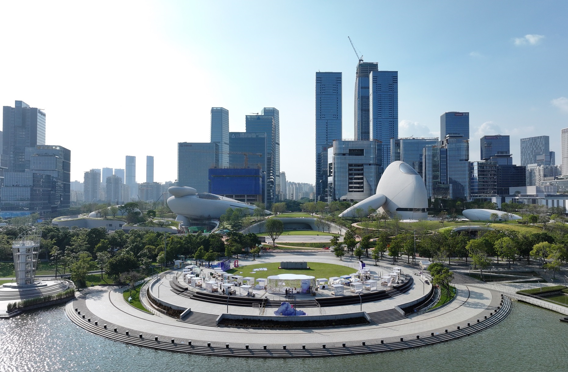 FUN乐天使幕墙项目亮相深圳卫视！解密如何匠心编织“海上原石”